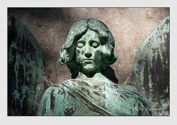 Grab der familie neuner auf dem alten südfriedhof münchen