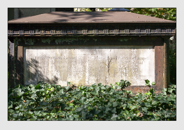 Grab der familie lampel auf dem alten südfriedhof münchen (august 2014)