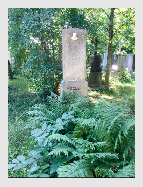 04 09 44 (kissler)