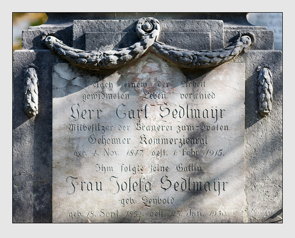 Grab der familien müller & sedlmayr auf dem alten südfriedhof münchen (oktober 2007)