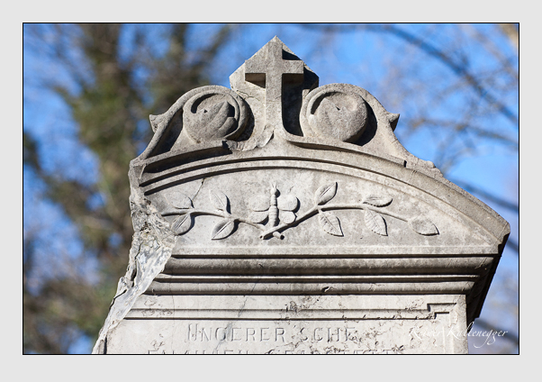 Grab der familie ungerer auf dem alten südfriedhof münchen