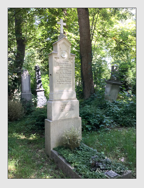 16 12 35 (spahn · weinmayr)
