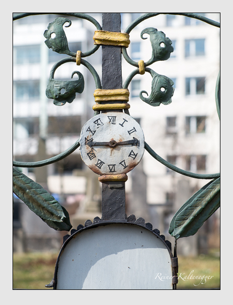 Grab der familie kannreither auf dem alten südfriedhof münchen