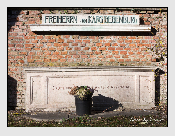 Grab der familie karg von bebenburg auf dem alten südfriedhof münchen (märz 2019)